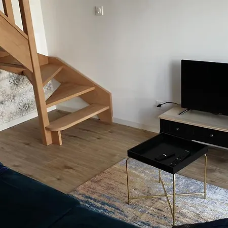 L'aurore Doree, Duplex Renove - Parking Prive - Wifi Gratuit Apartment